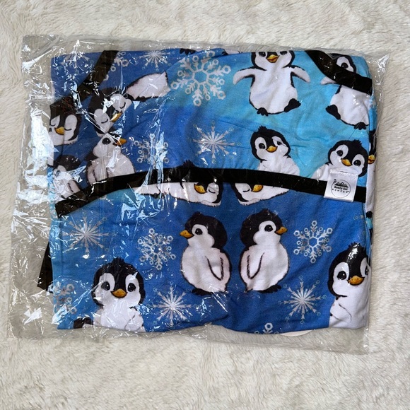 🐧NIB Ready Set Bamboo Romper🐧 - Picture 5 of 5